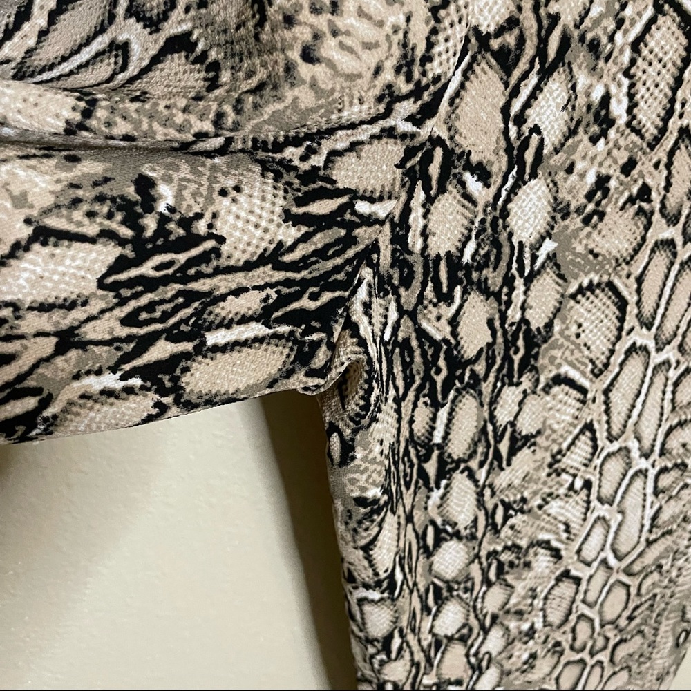 Snake Skin Pattern Jumpsuit - Picture 5 of 5